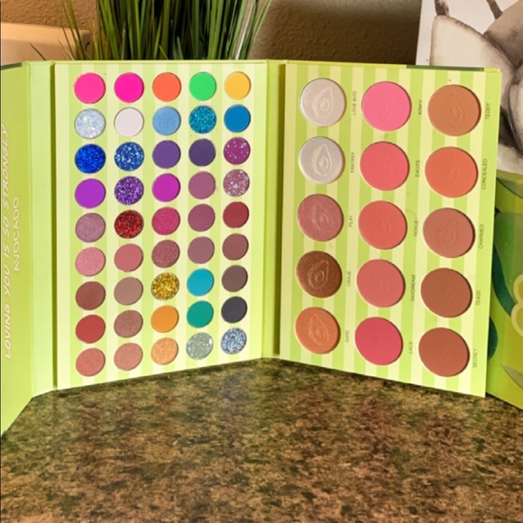 makeup pallets - Picture 2 of 15